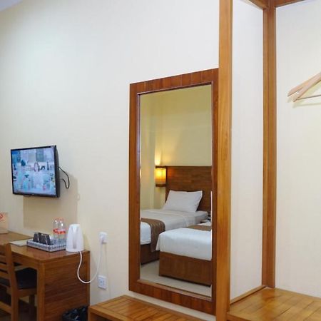 Syailendra Hotel Syariah جيبارا المظهر الخارجي الصورة