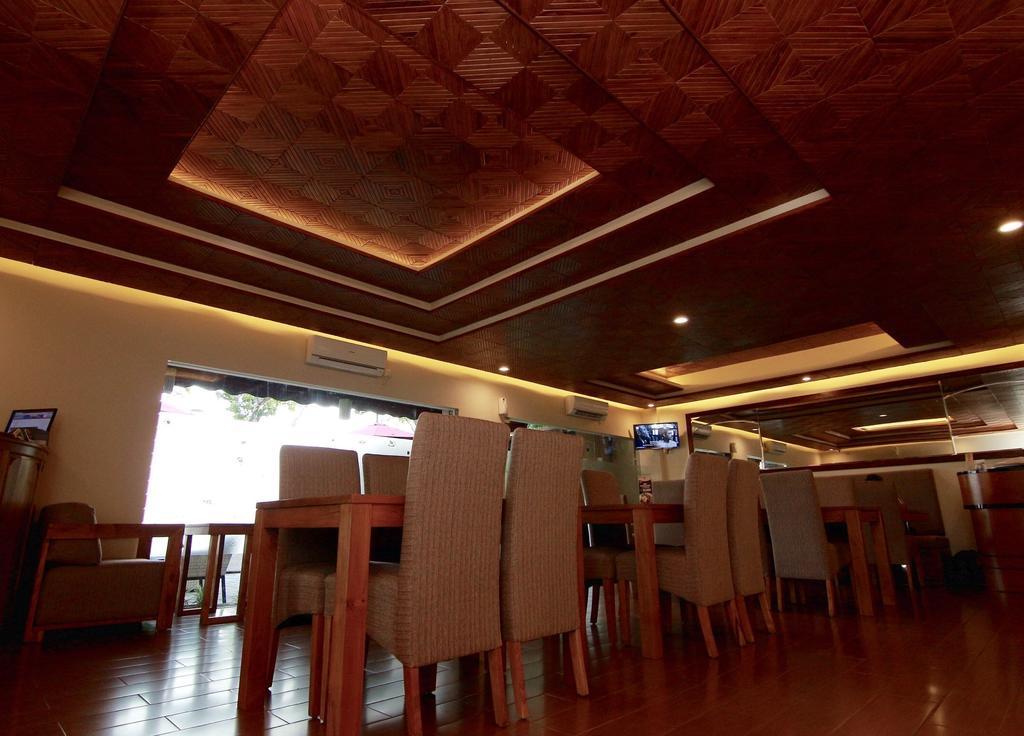 Syailendra Hotel Syariah جيبارا المظهر الخارجي الصورة