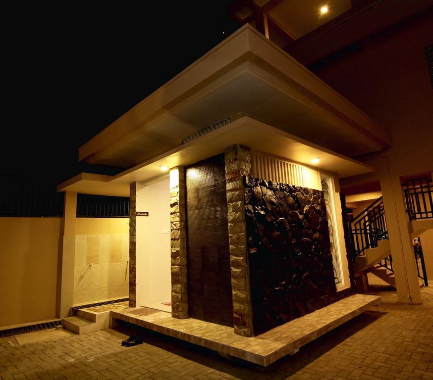 Syailendra Hotel Syariah جيبارا المظهر الخارجي الصورة